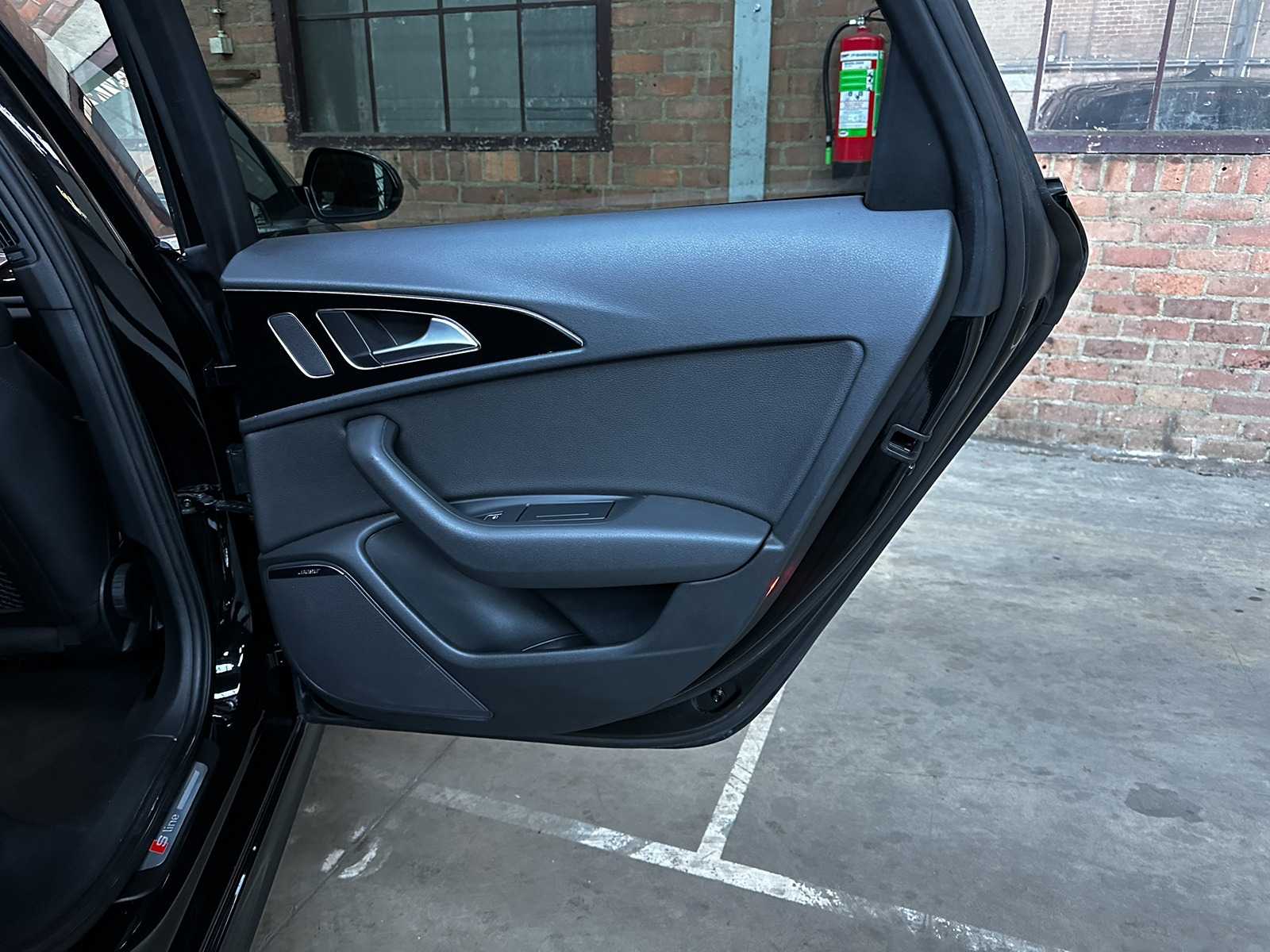 Audi A6 Avant 3.0 TDI V6 Quattro Sport Edition C7 S-Line 204pk 2014, N-433-HK