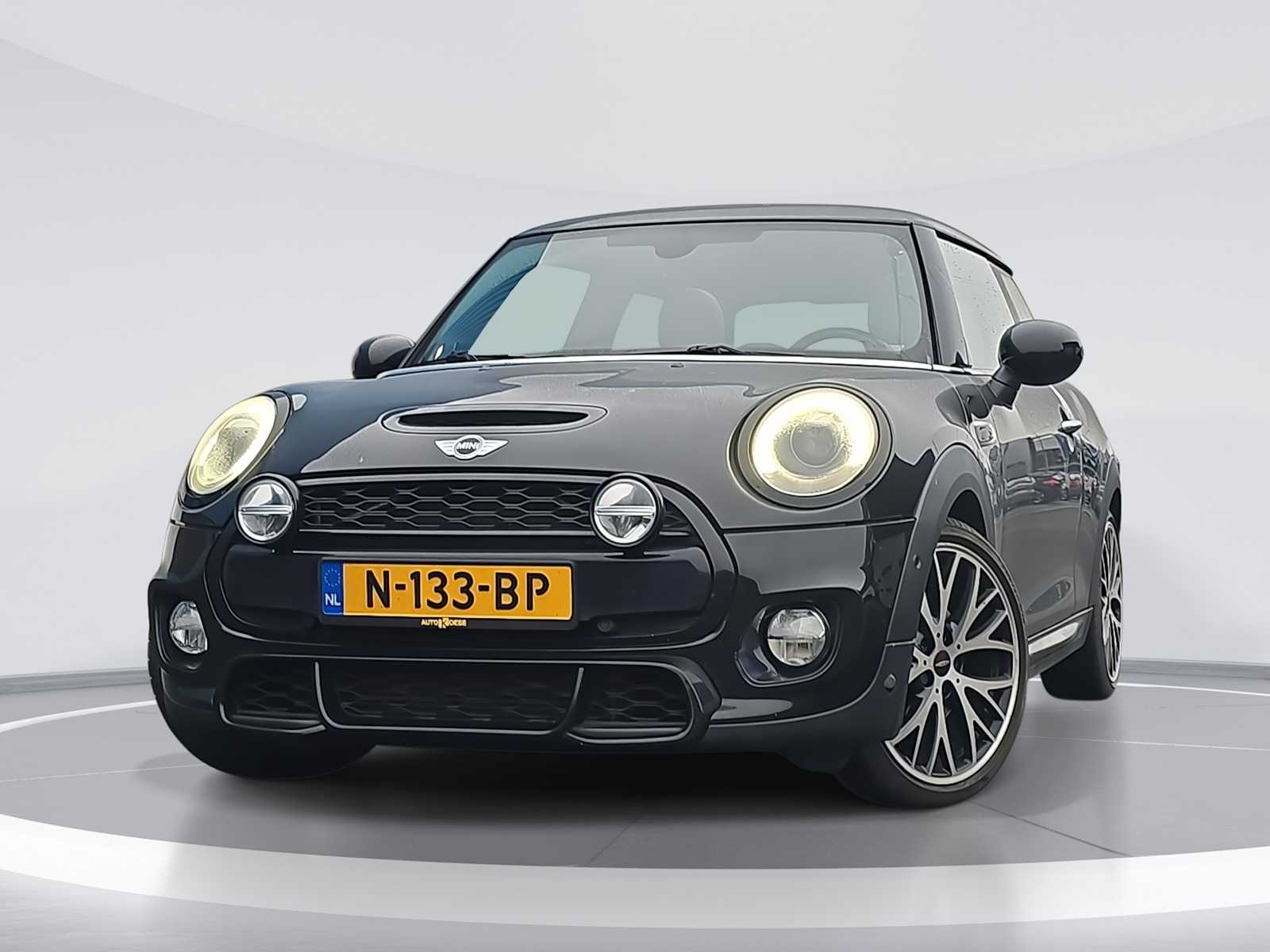 Mini Mini 2.0 Cooper S Serious Business 2015 | N-133-BP