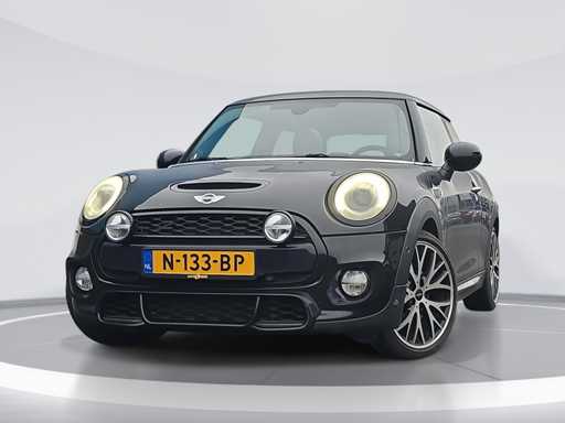 Mini Mini 2.0 Cooper S Serious Business 2015 | N-133-BP