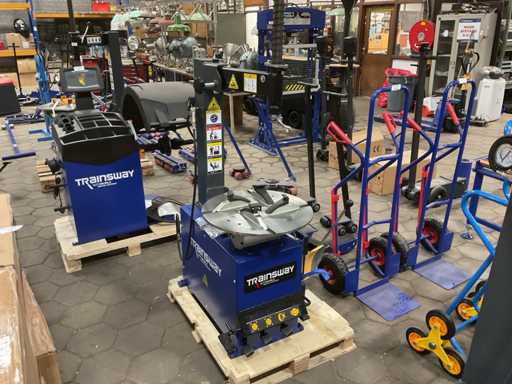 Trainsway ZH620 Reifenwechselwagen