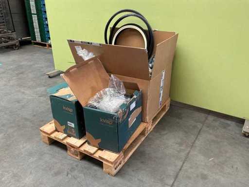 Batch of returned goods bicycle parts