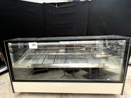 Eistheke mit 16 Pfannen