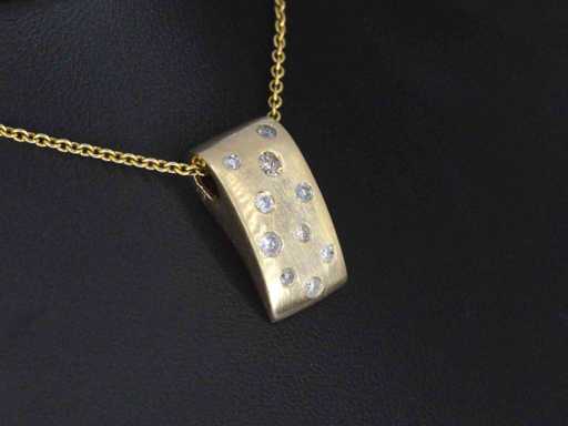 Pendentif en or avec diamants