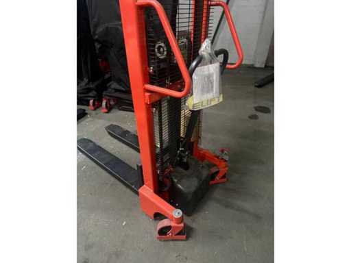 Noblelift - Stacker truck - 2022 - Electric pallet truck Stacker electric new
