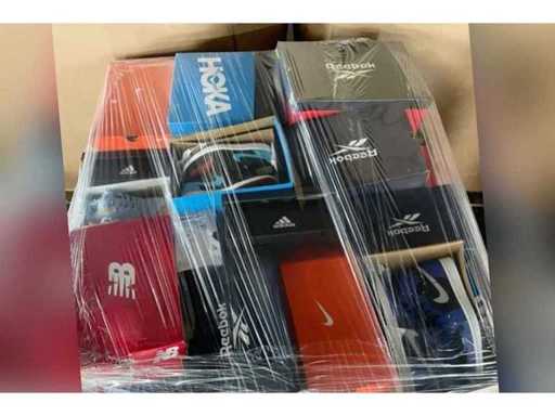 Shoes and sneakers from undeliverable packages - 30 pairs