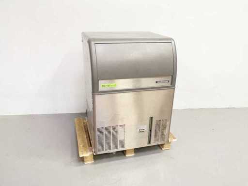 Szkot - EC127ECO - Maszyna do Kostek Lodu