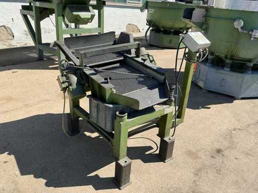 RÖSLER - R975.5 SM-F - Vibrating Table