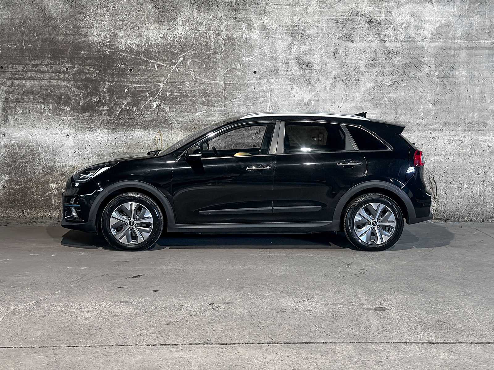 Kia e-Niro ExecutiveLine 64 kWh 204pk 2019 (Origineel-NL + 2e eigenaar), G-935-SH