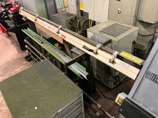 (C-1004) Sameca Monosam D32 bar feeder