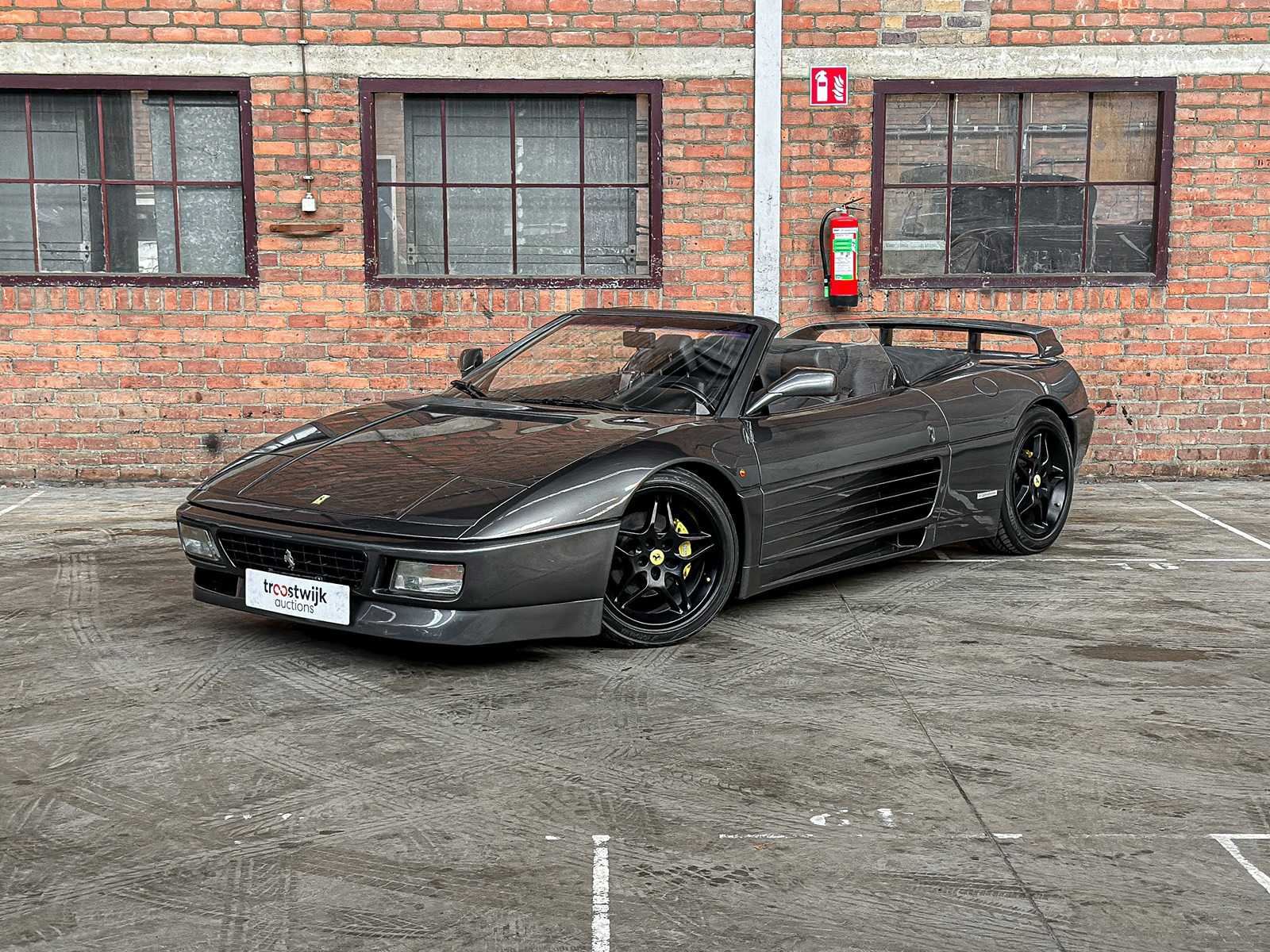 Ferrari 348 spider 3.4 V8 320pk 1993 (33.000 KM) Youngtimer