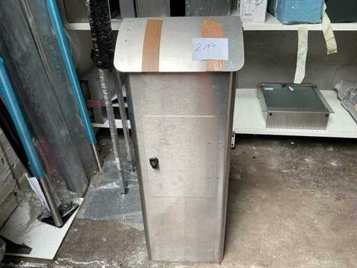 SAFEPOST Mailbox