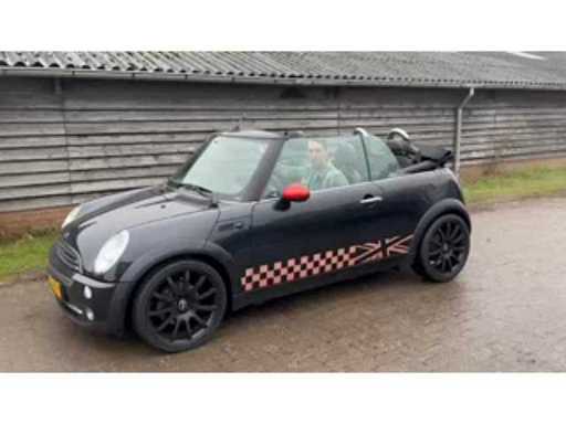 588ce9bc-19ce-46f1-b2bd-3835737ae80b.mp4