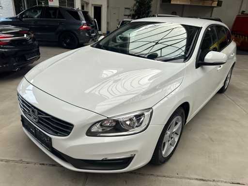 Volvo V60 D4 2015