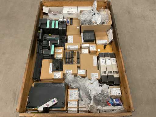 Lotto di materiale per l'installazione