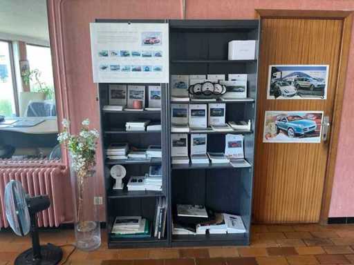 File cabinet with Porsche leaflets