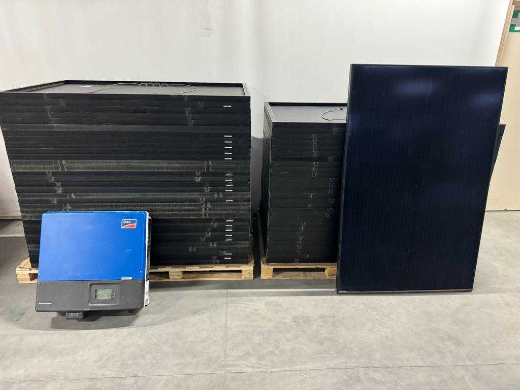 Izen - MP1720330 - set di 60 pannelli solari completamente neri usati e 1 inverter SMA Sunny Tripower STP17000TL-10 usato (trifase)