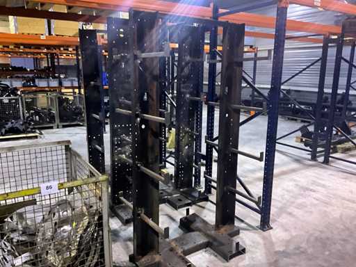 Diverse zelfgemaakte steunen (3x)