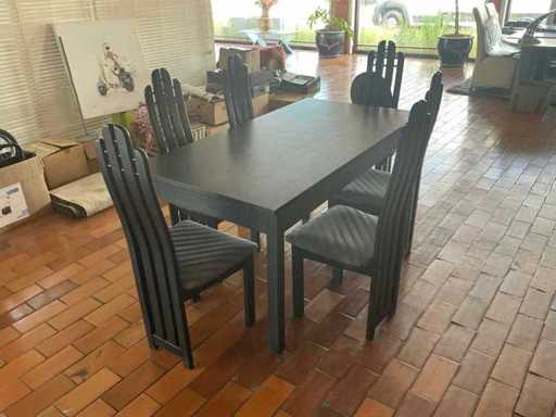 Dining room table with 6 chairs