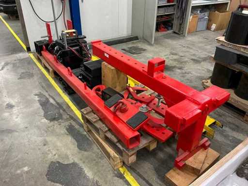 Transport set for placing Fanuc robots