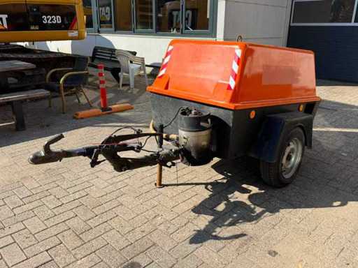 Remorque compresseur Ingersoll rand P100-A-WD 1985