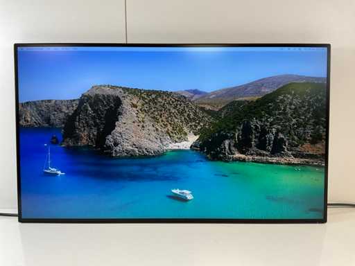 HP (Z32) 32", 3840x2160 (UHD) IPS Monitor