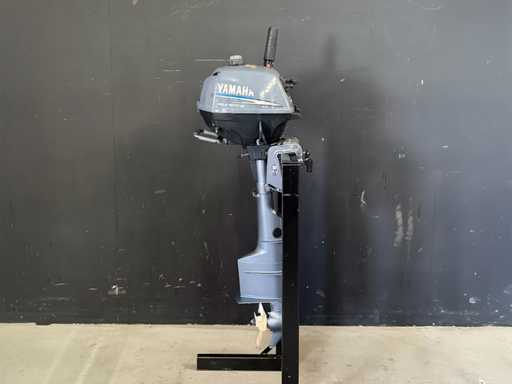 Yamaha - long tail - 2.5 hp - 4-stroke - Outboard motor