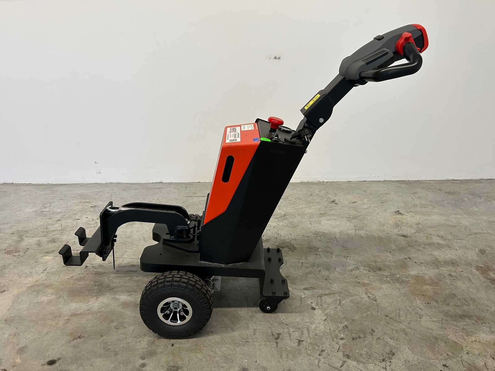 EP Equipment – 2023 – CQD10 – Industrial Tractor