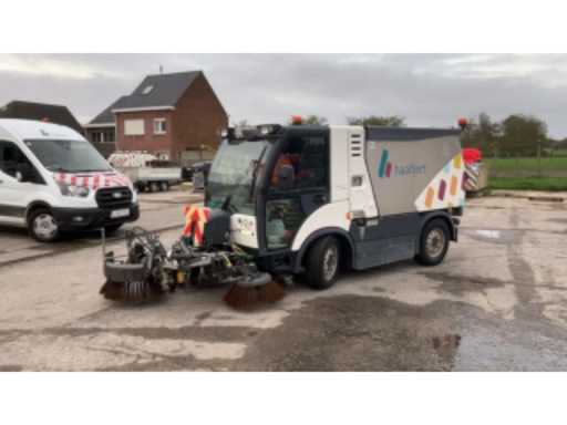 045b538a-be7f-439b-8cf6-c8cdd03c0cc6.mp4