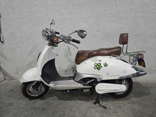 MTL - Snorscooter - E-Classic - Elektrische 25km uitvoering d415vx