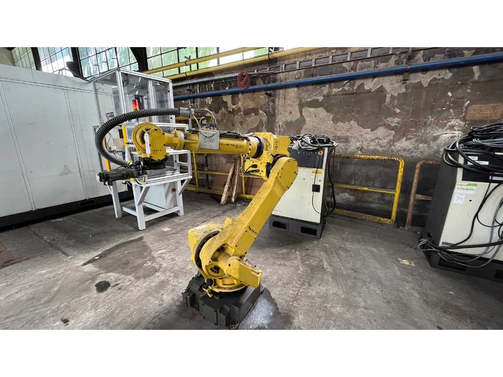 2008 Fanuc M-710iC/50 Handling robot