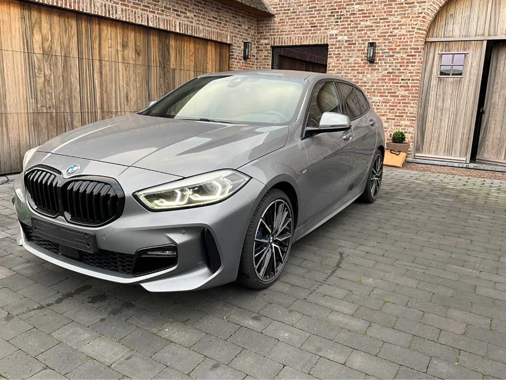 BMW 120d - 2023