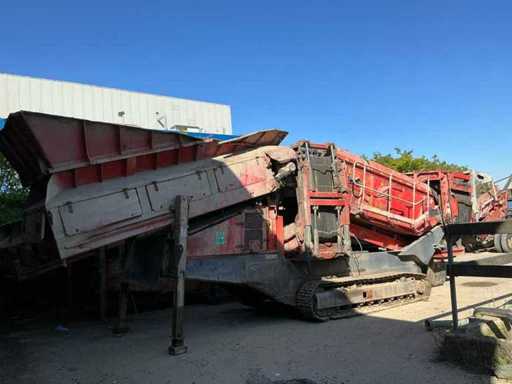 Installazione di screening mobile Terex 883 2011