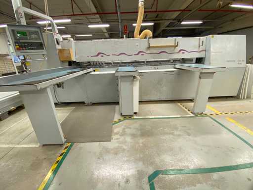 HOMAG CH-03-/32/32-PLUS Scie à panneaux (2000)