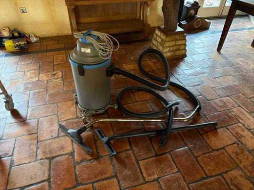 Odkurzacz przemysłowy Ghibli 2021