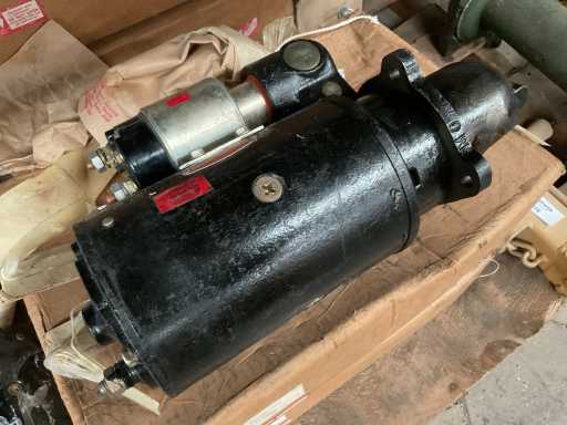 Démarreur Delco-Remy 24V