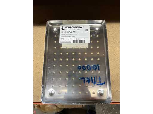 Nichrominox – Edelstahl-Perforationstablett 18*14