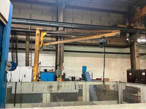 Grúa de foque de columna DEMAG 0,5T