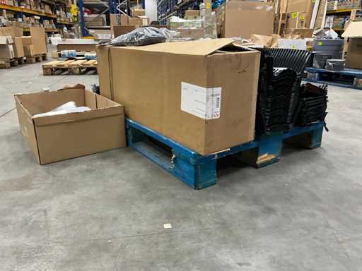 Partij diverse dakmaterialen