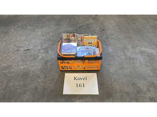 Kiste mit CDs