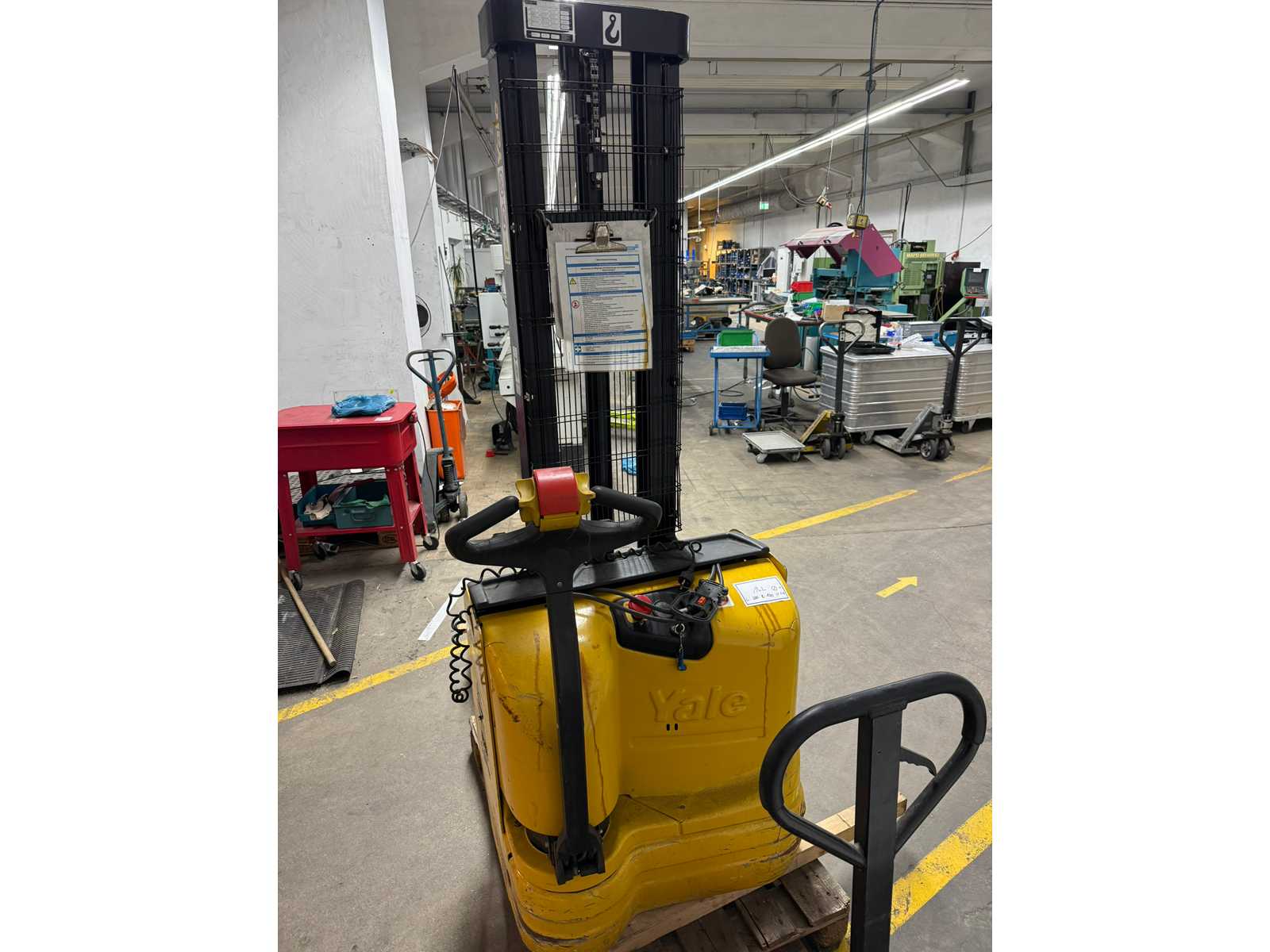 2008 Yale MS10E-3260 Electric Pallet Truck