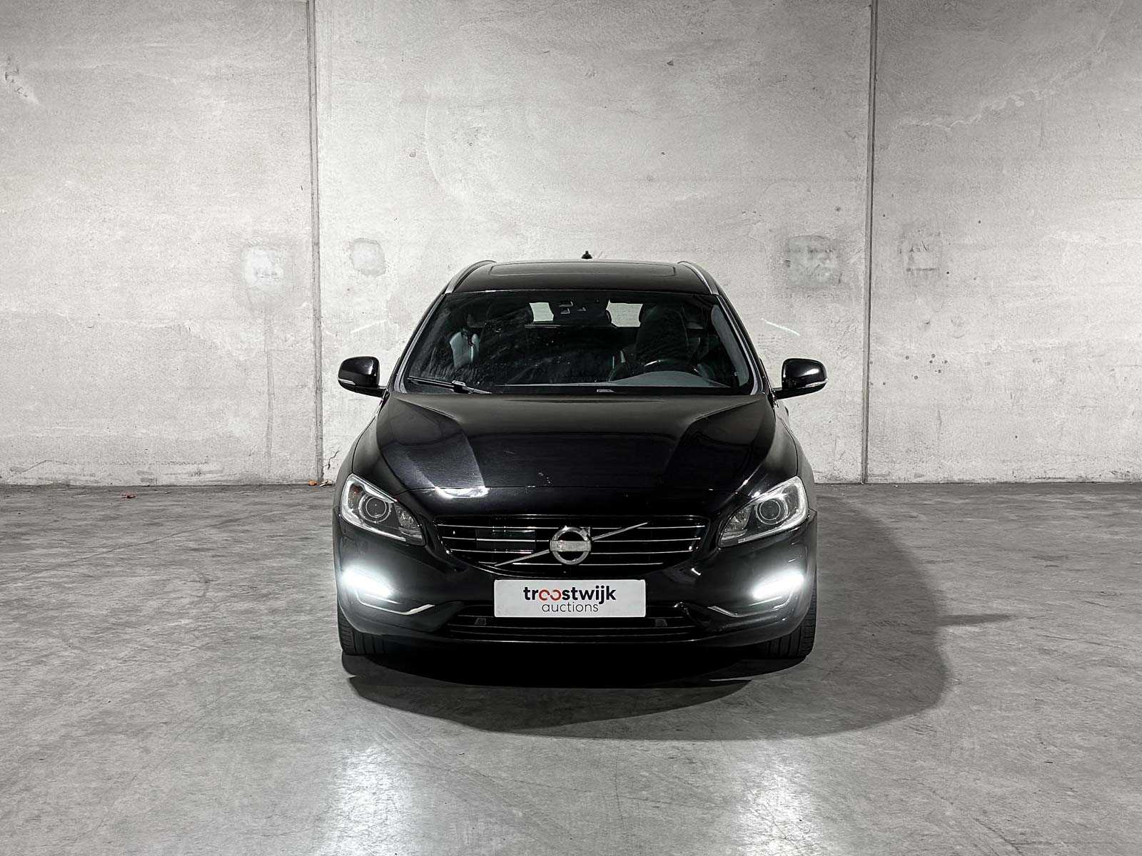 Volvo V60 2.4 D6 AWD Plug-In Hybrid Summum 215pk 2013 (Origineel-NL), 6-SVN-43