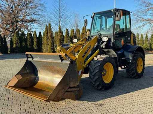 Komatsu - 2020 - WA100M-8E0 - Pala