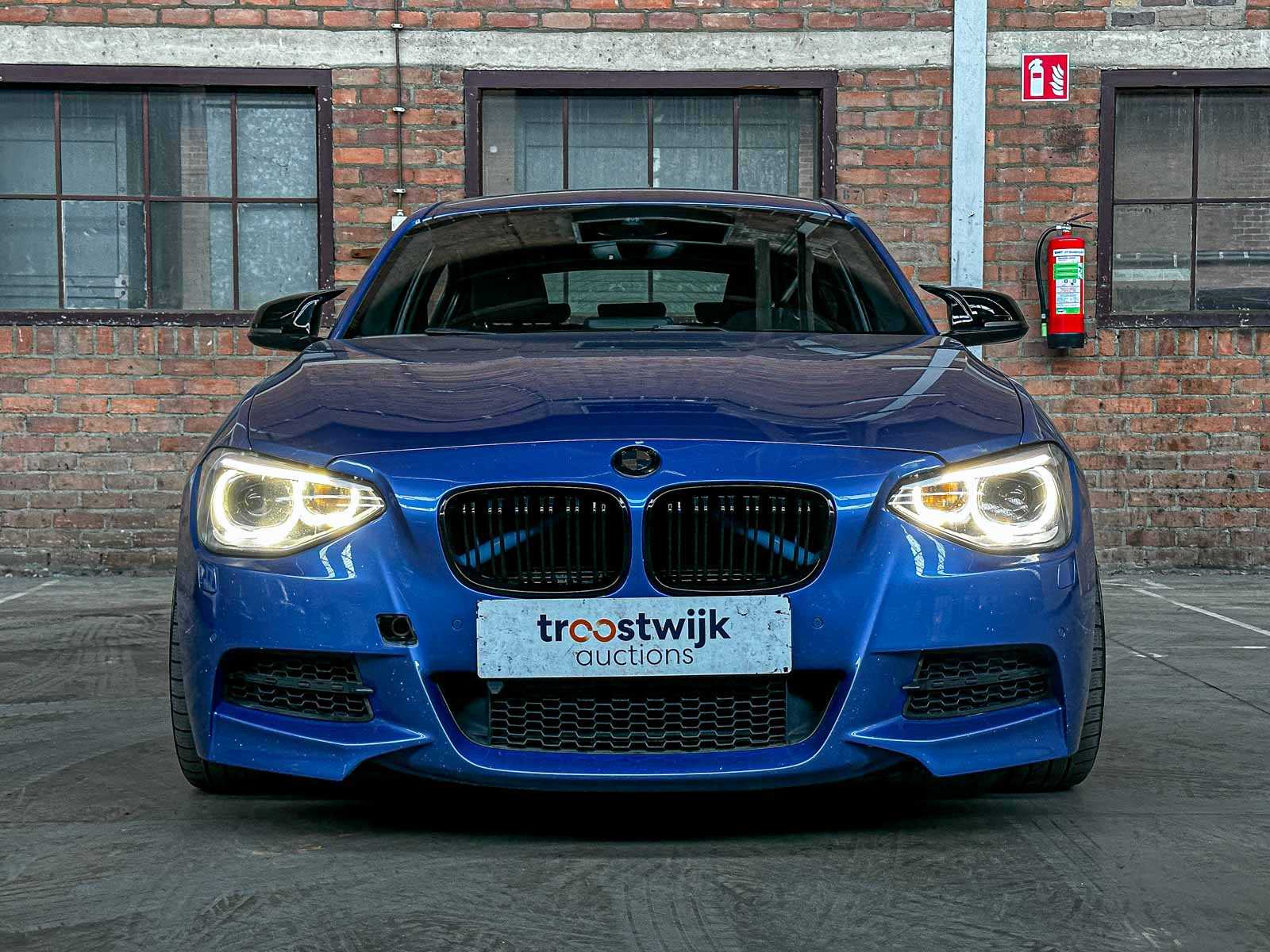 BMW M135i xDrive F20 3.0 320pk 2013