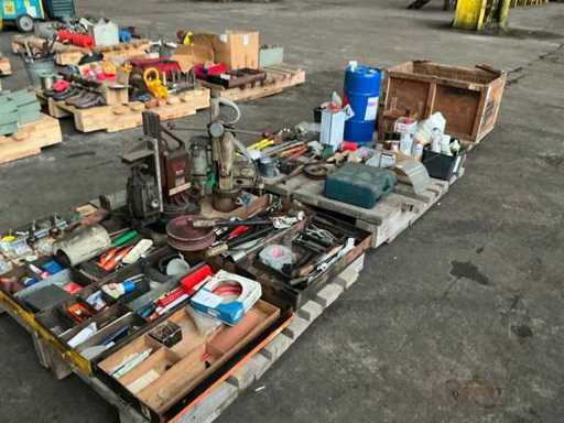 Partij diverse handgereedschappen