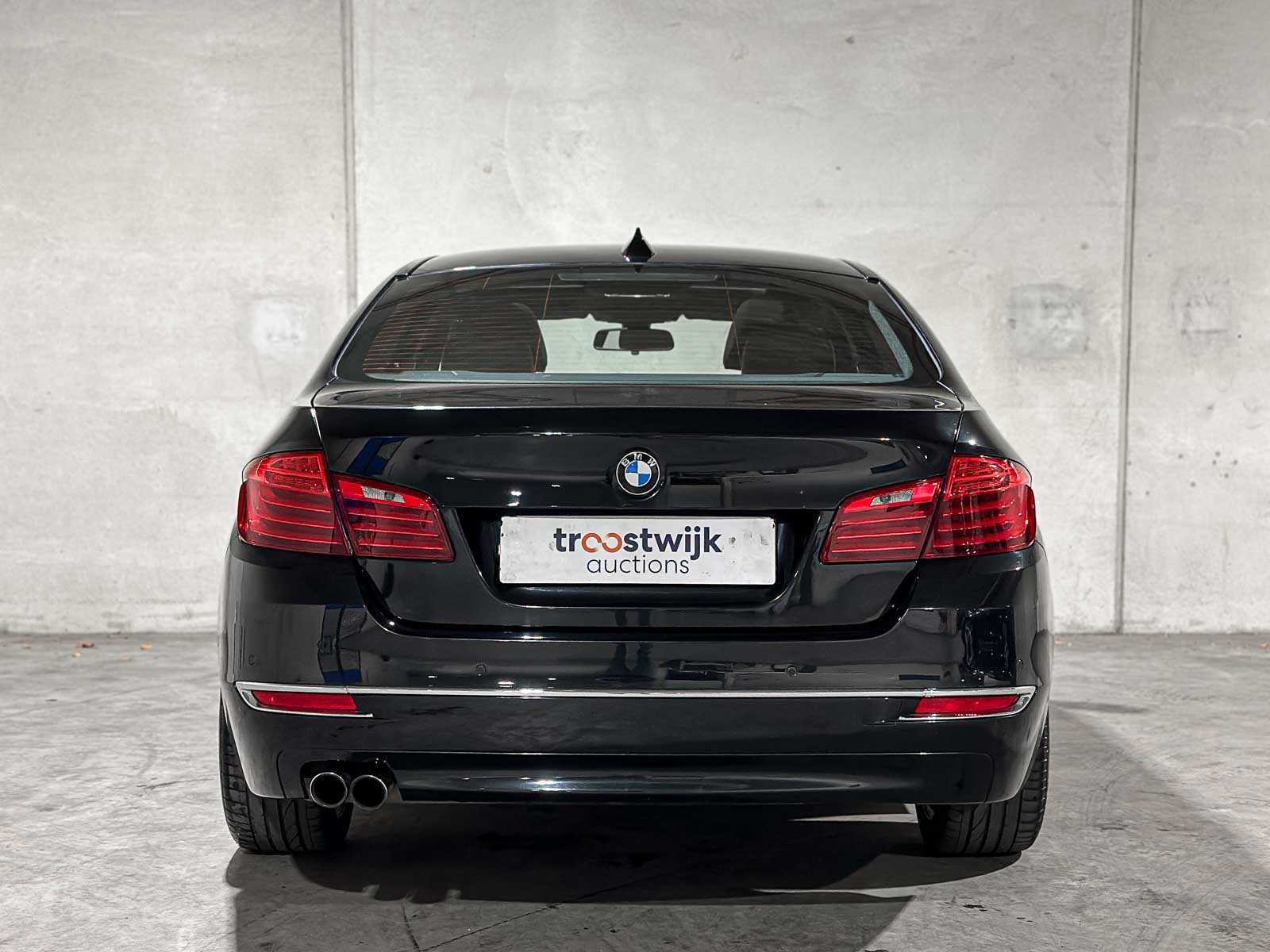 BMW 520i Luxury Edition 184pk 2016 (Origineel-NL) 5-serie F10, KK-611-L