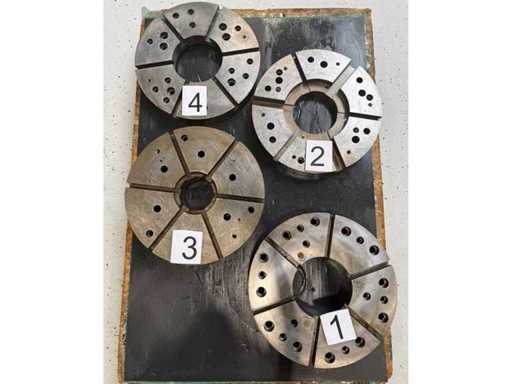 4 placas frontales - Diversas piezas, herramientas y accesorios