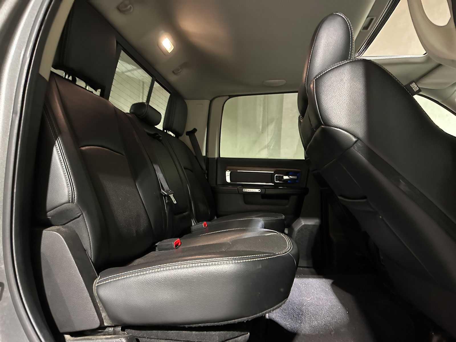 Dodge Ram 1500 5.7 V8 4x4 QC 6'4 401pk 2014 LPG (Origineel-NL) (BTW), VG-248-G