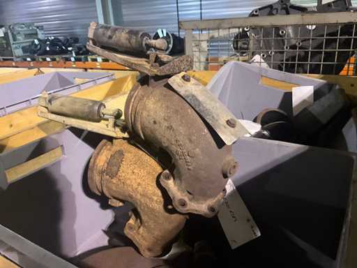 Uitlaatspruitstuk met motorrem MAN