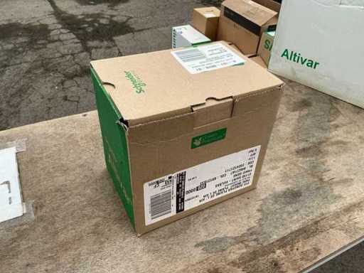 Schneider Electric ATV320U22N4C Frequenzwandler