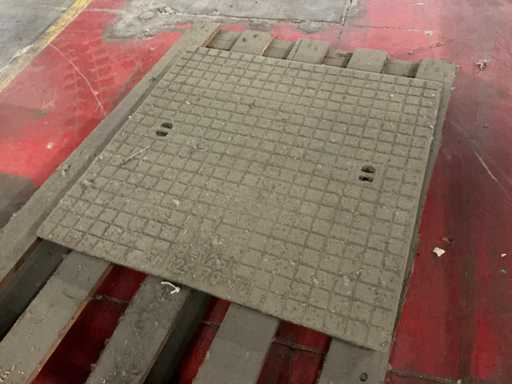 Steel manhole cover